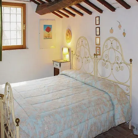 Three-bedroom Holiday In Urbino -pu-
