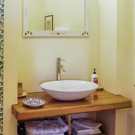 Three-bedroom Holiday In Urbino -pu- *